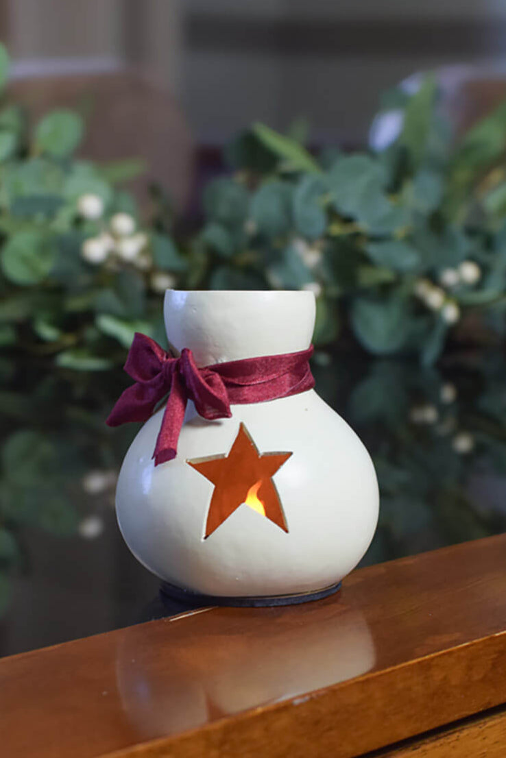 Patriotic white vase gourd at Meadowbrooke Gourds