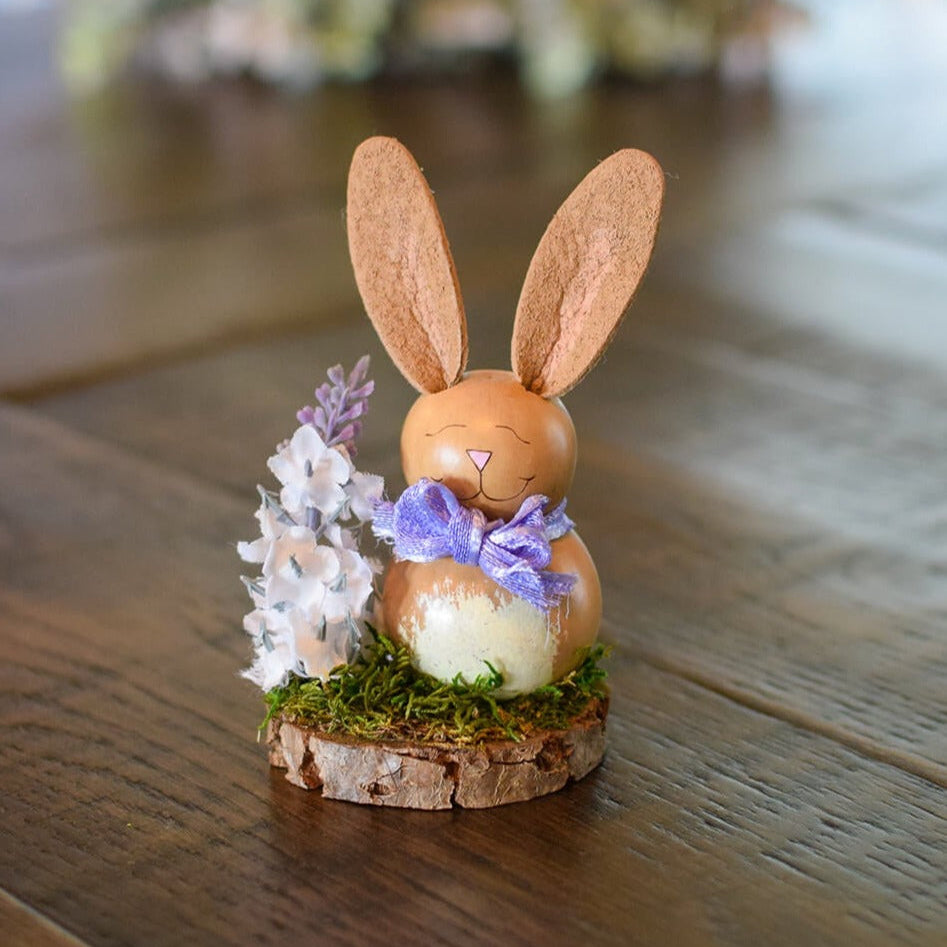 April Bunny Scene Gourd Spring Decor – Meadowbrooke Gourds