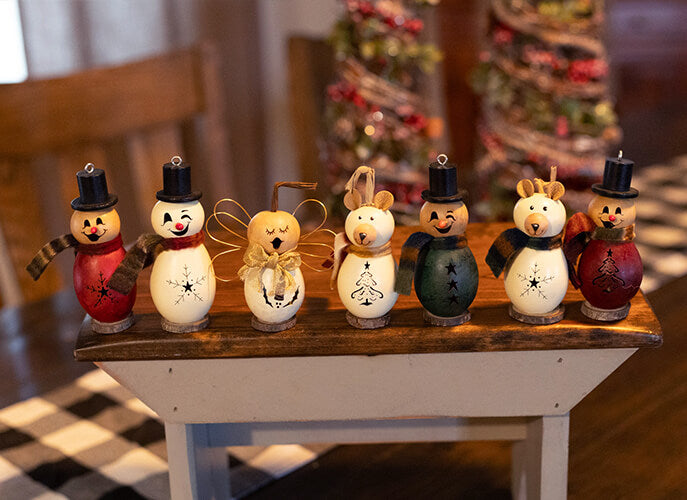 Winter Create Your Own Little Gourds at Meadowbrooke Gourds. Snowmen, Angels and Bear Gourds.