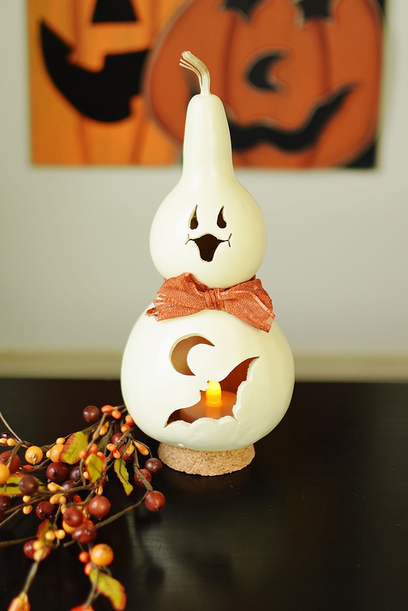 Jake - Miniature Ghost