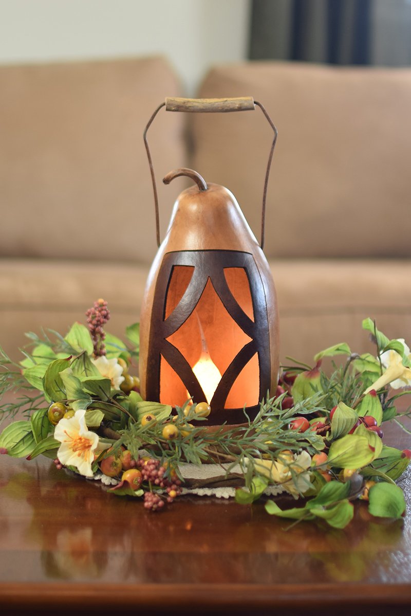 Lantern - Small Tall Lit