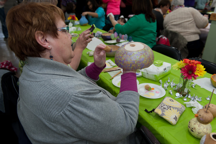 Crafting your own Gourd with Us