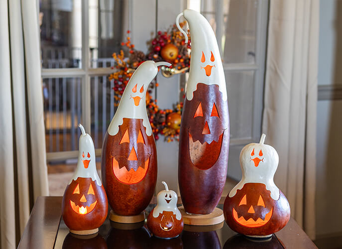 Casper Jack Gourd Jack-O-Lantern Family at Meadowbrooke Gourds. 