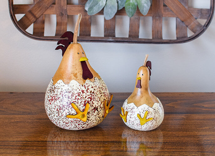 Hattie Hen Gourd at Meadowbrooke Gourds. 