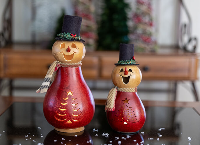 Joel Red Snowman Family at Meadowbrooke Gourds. 