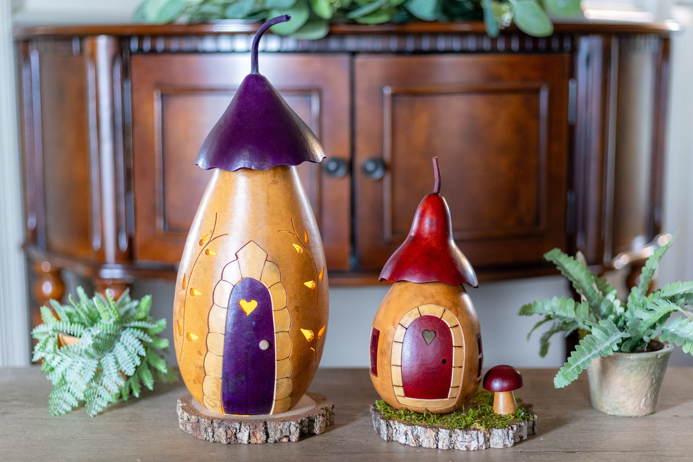 Mushroom Cottage and Mossy Hollow Cottage Gourds at Meadowbrooke Gourds. 