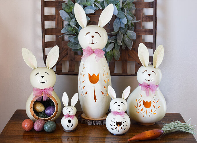 Poppy Gourd Bunny at Meadowbrooke Gourds. 