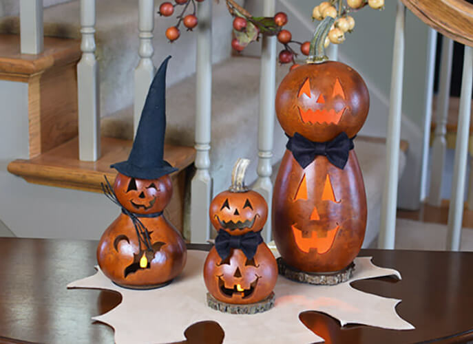 Reba and Gunther Gourds at Meadowbrooke Gourds.
