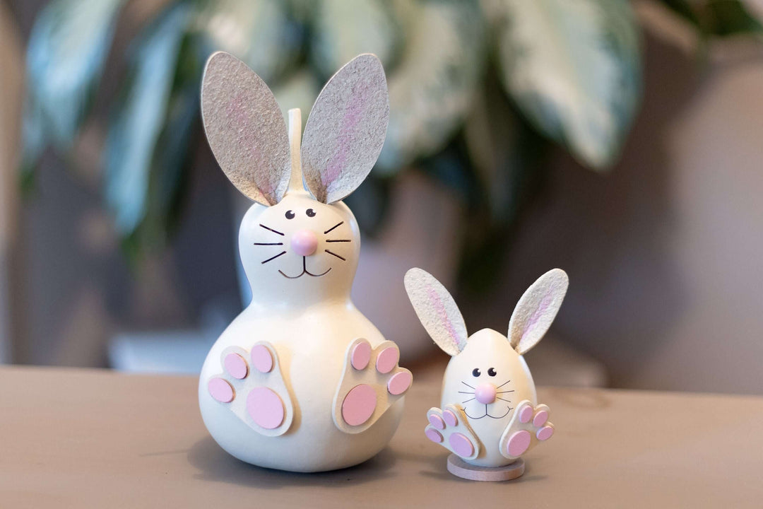 Stella Gourd Bunnies at Meadowbrooke Gourds. 