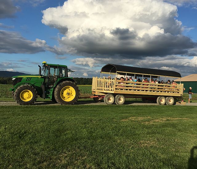 Tractor and trolley wagon 