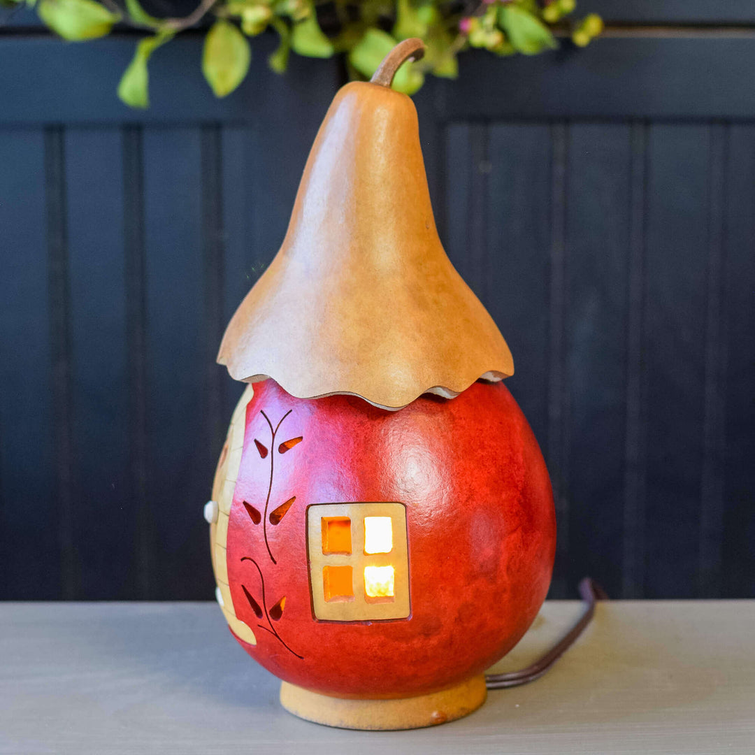 Caldwell Gourd Cottage -Side View at Meadowbrooke Gourds. 