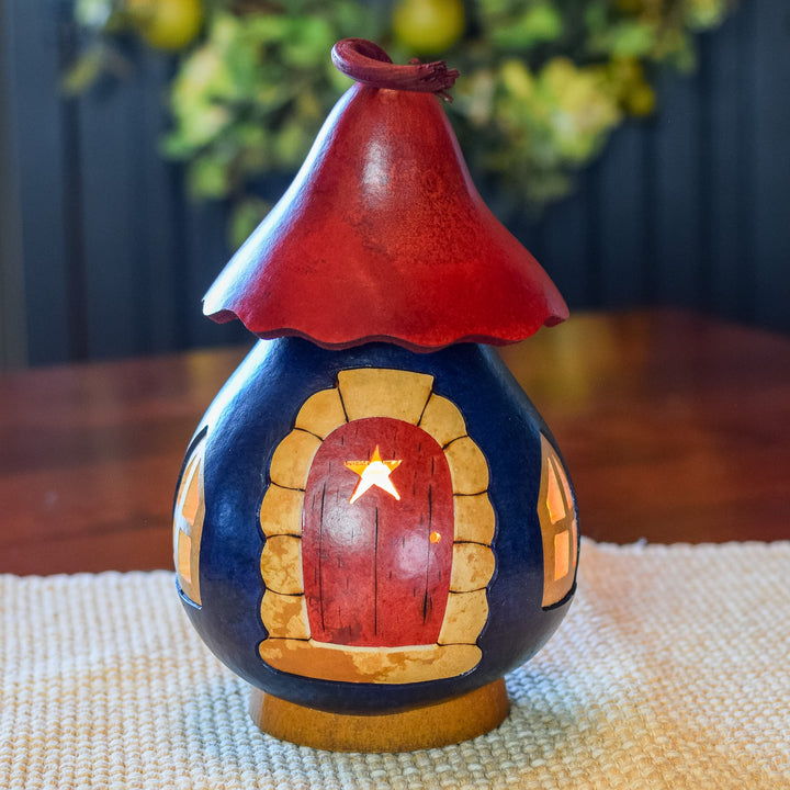 Patriotic cottage gourd at Meadowbrooke Gourds
