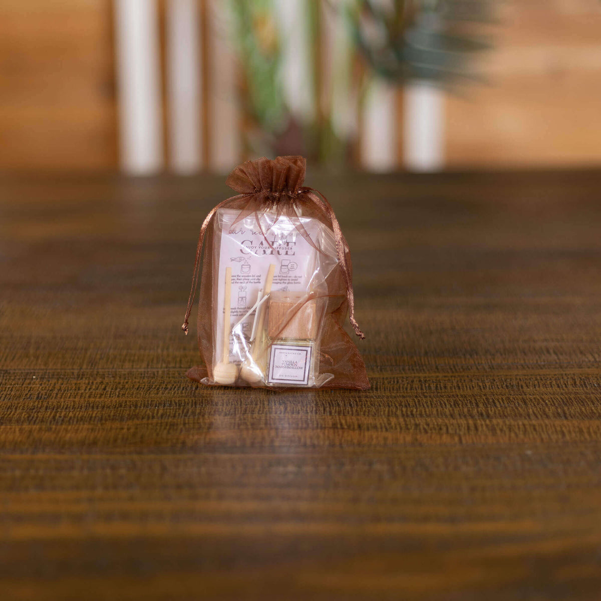 Mystery boo bag care essential, diffuser with oil.