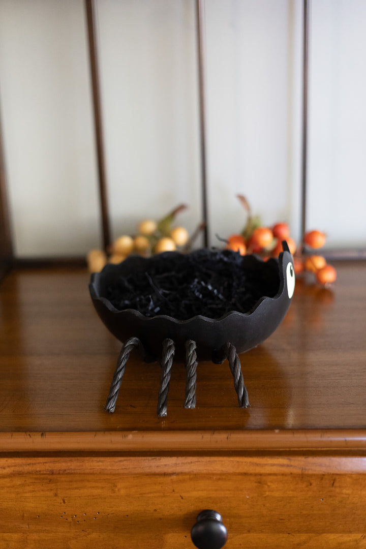 Spider Gourd Candy Dish Side View at Meadowbrooke Gourds. 