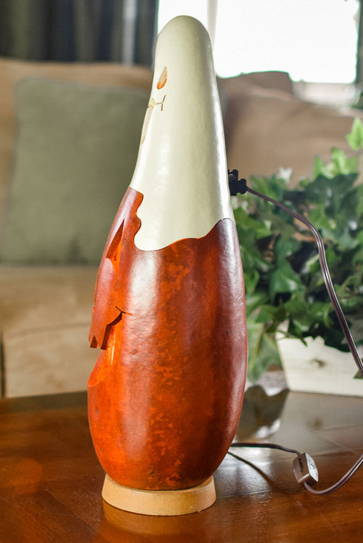 Casper Jack Gourd at Meadowbrooke Gourds side view