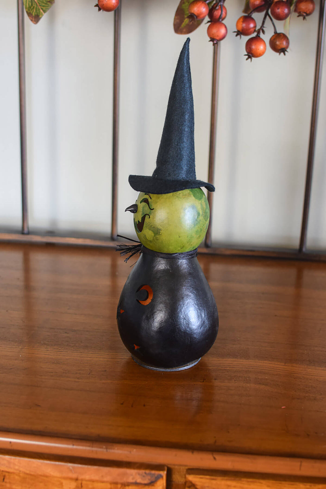 Fiona Miniature Witch Gourd -Side View at Meadowbrooke Gourds. 