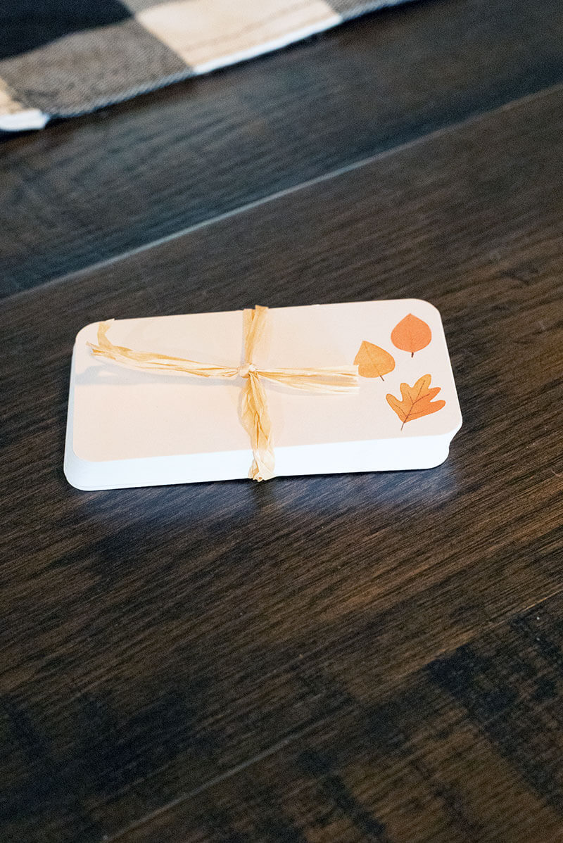 Fall Note Cards with Leaves on them. 