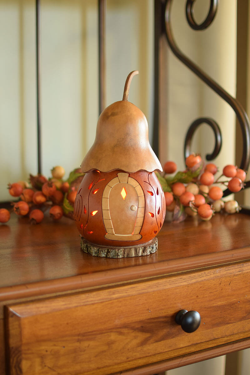 Harvest cottage gourd at Meadowbrooke Gourds