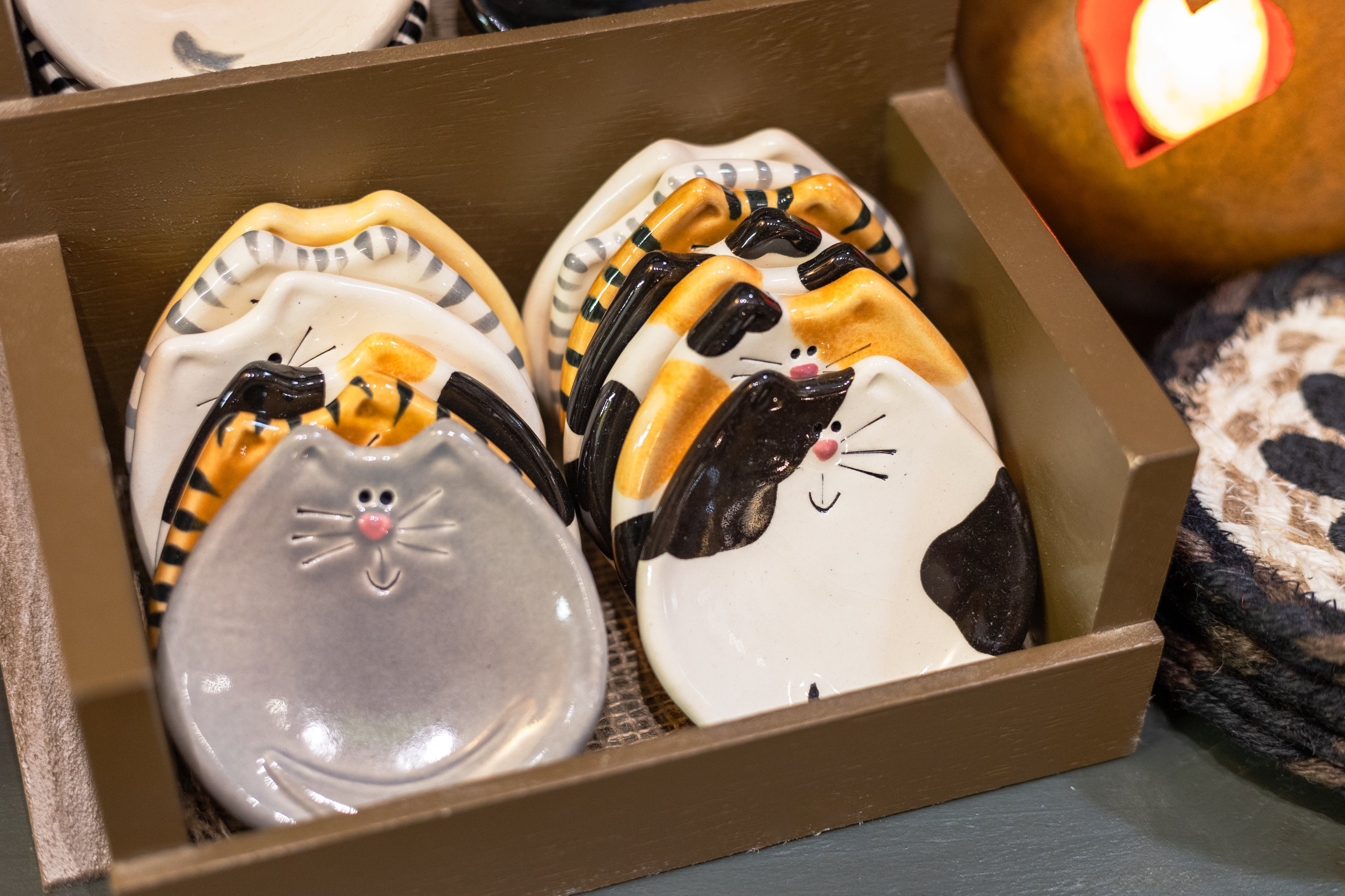Cat ceramic spoon rests at Meadowbrooke Gourds.