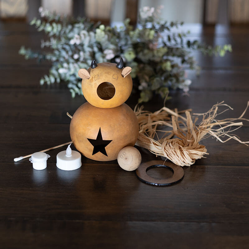 Cow Craft Kit at Meadowbrooke Gourds. 