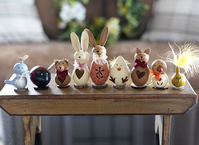 Little Gourd Samples for Spring Create Your Own at Maedowbrooke Gourds. 