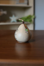 Tiny Light House Gourd Side View at Meadowbrooke Gourds. 