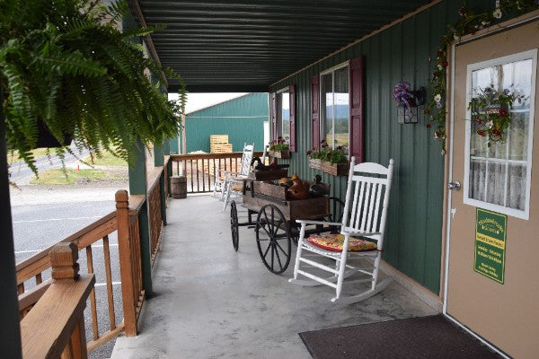 Front porch at Meadowbrooke Gourds