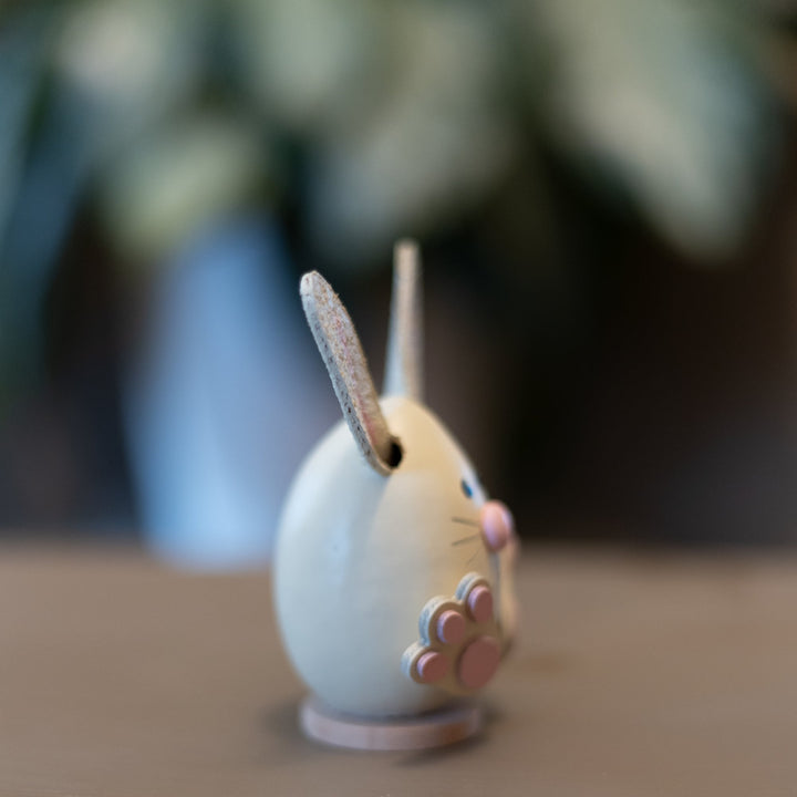 Stella Extra Tiny Gourd Side View at Meadowbrooke Gourds. 