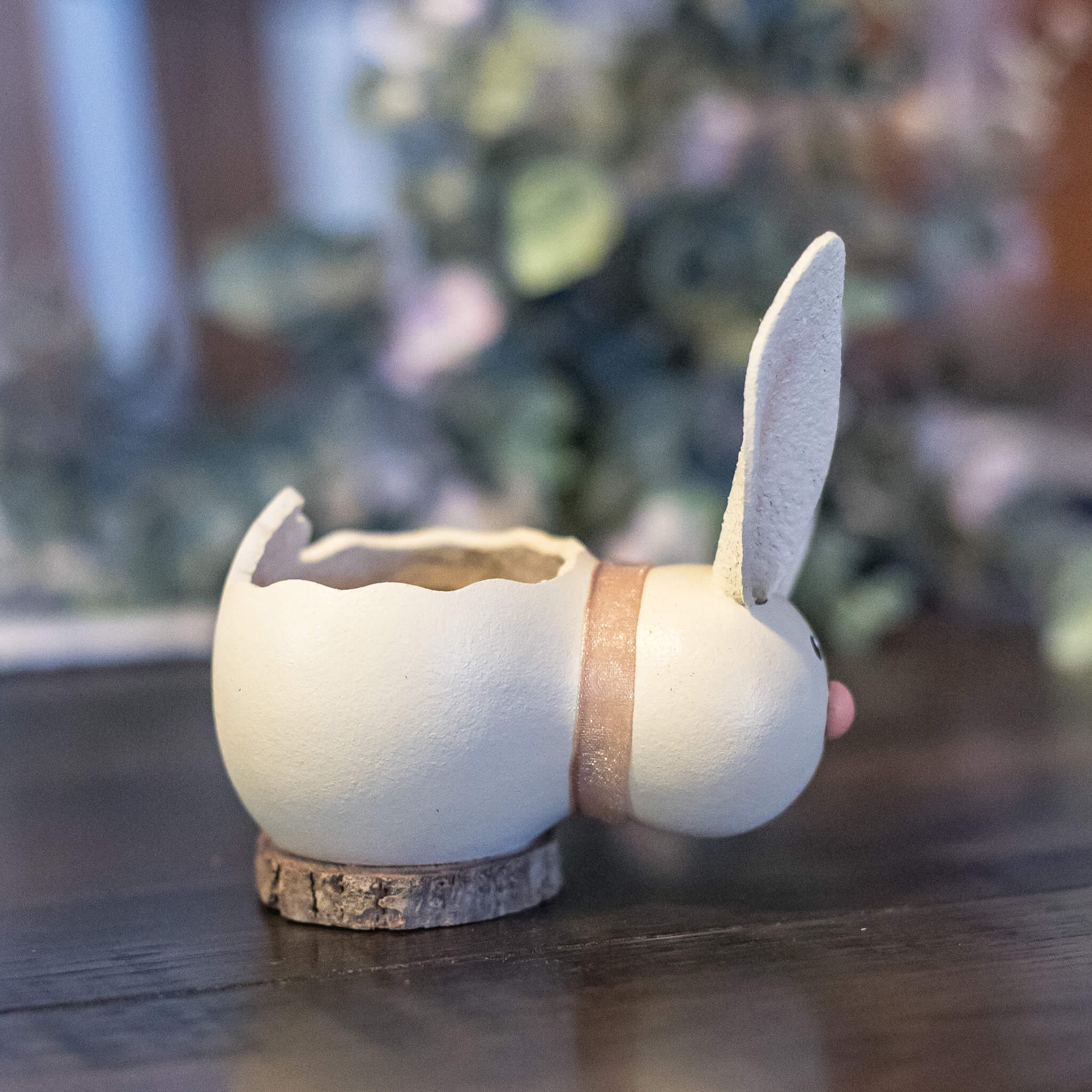 Tiny Lilly Bunny Basket Gourd at Meadowbrooke Gourds. 