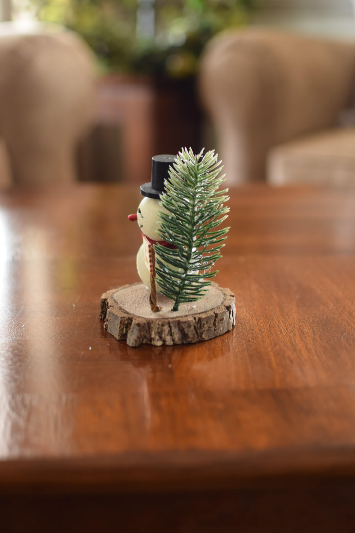 Easton Snowman Scene Winter Christmas Gift Small Gourd Decor