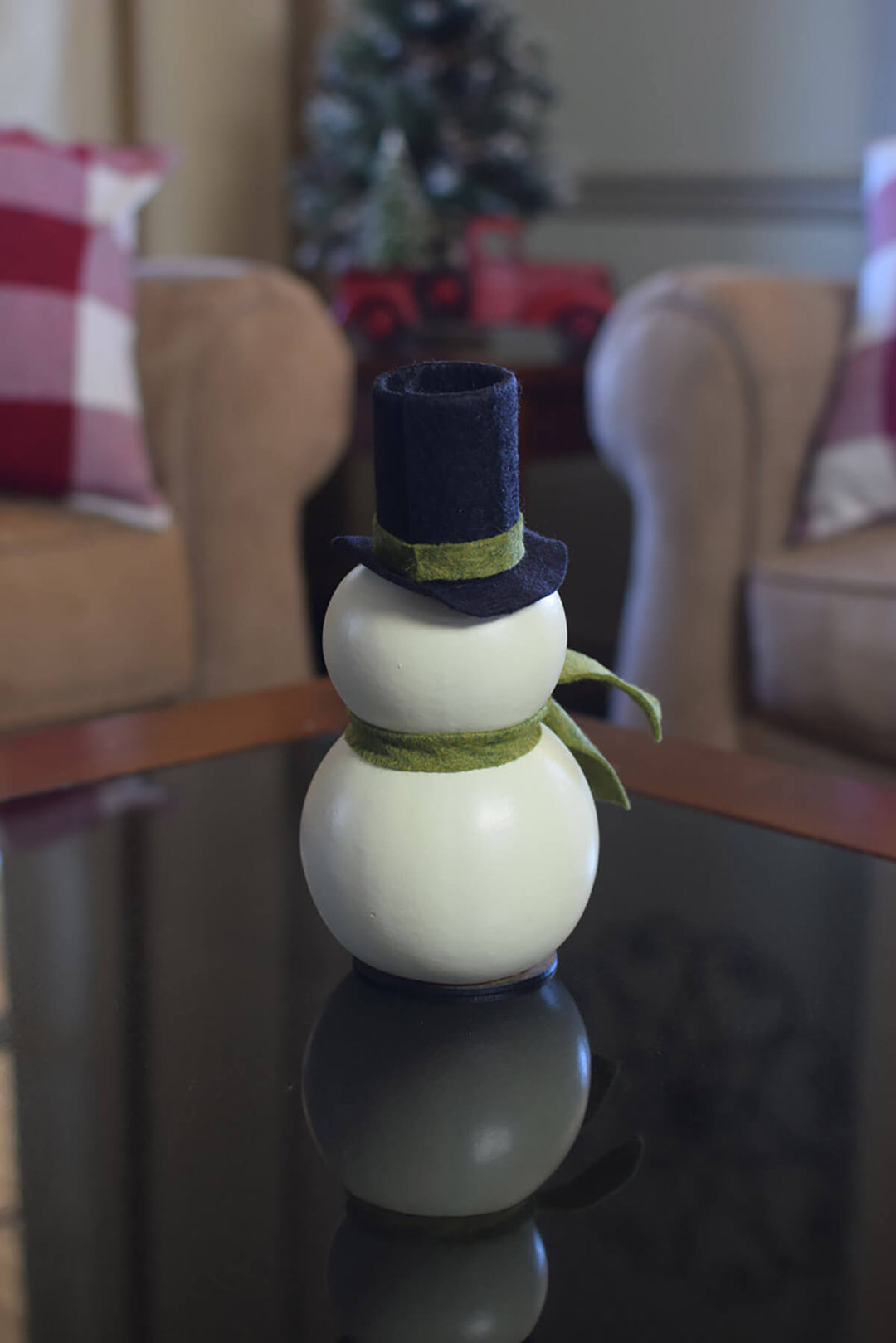 Meadowbrooke Miniature Snowman Gourd at Meadowbrooke Gourds. Back View
