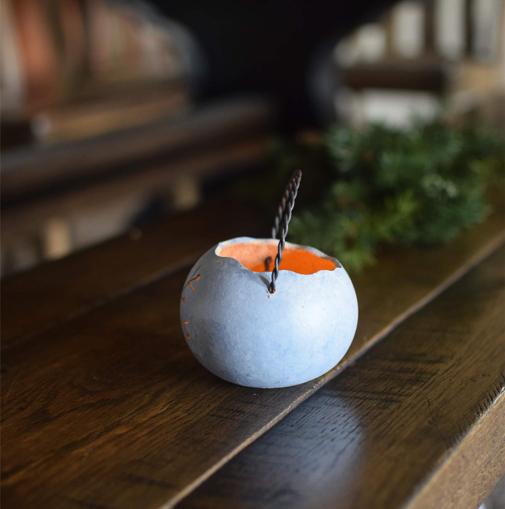 Snowflake Gourd Basket - Side View at Meadowbrooke Gourds. 