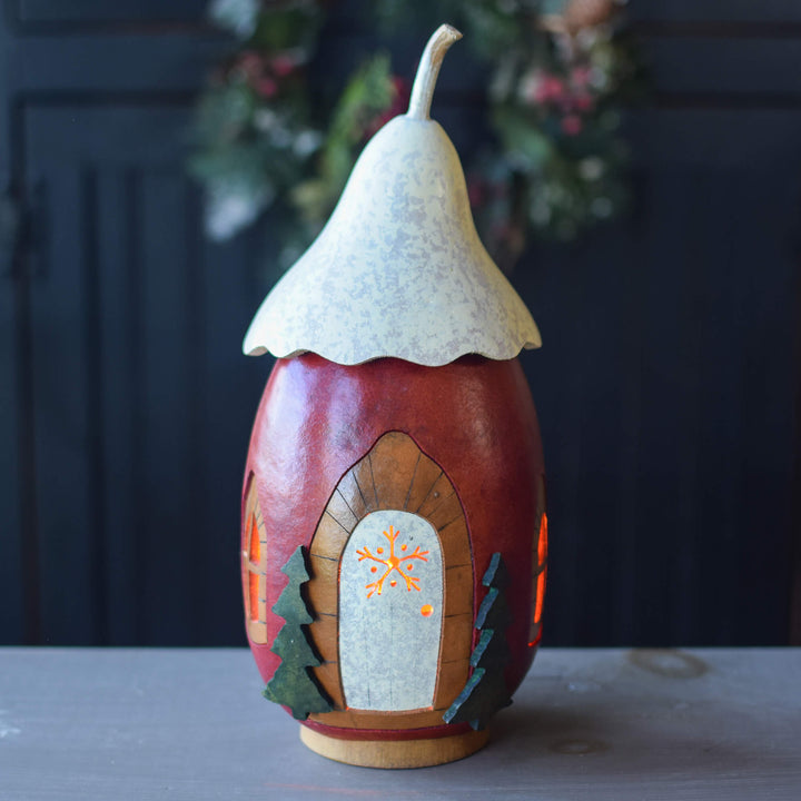 Winchester Cottage Gourd at Meadowbrooke Gourds. 