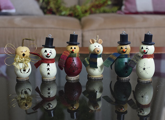 Winter little gourds at Meadowbrooke Gourds