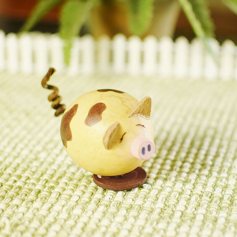 Little pig gourd at Meadowbrooke Gourds