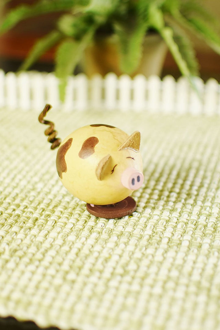 Little pig gourd at Meadowbrooke Gourds
