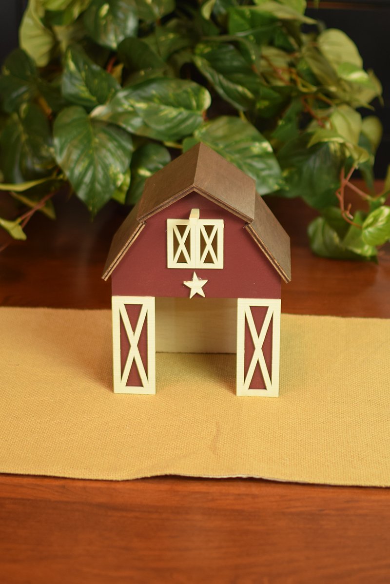 Cumberland Wooden Barn at Meadowbrooke Gourds. 