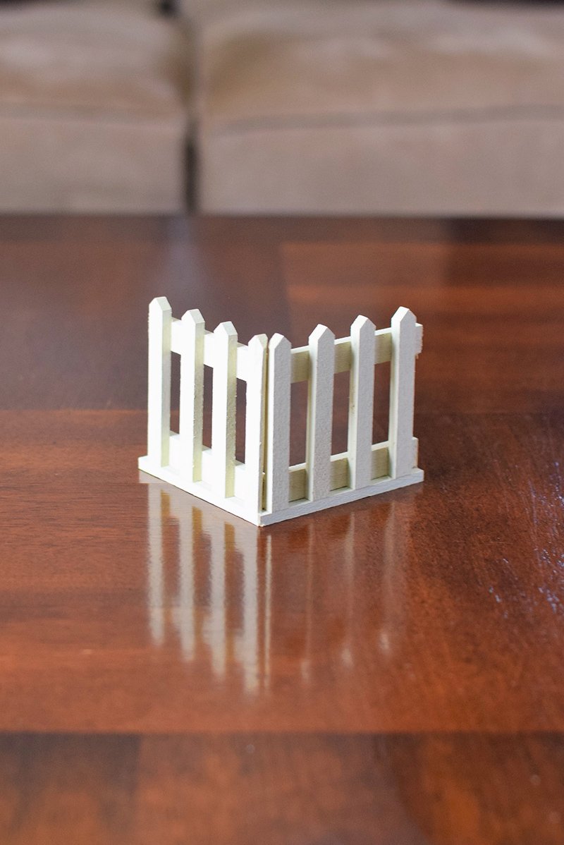 Picket Fence - White Corner Pack of 5