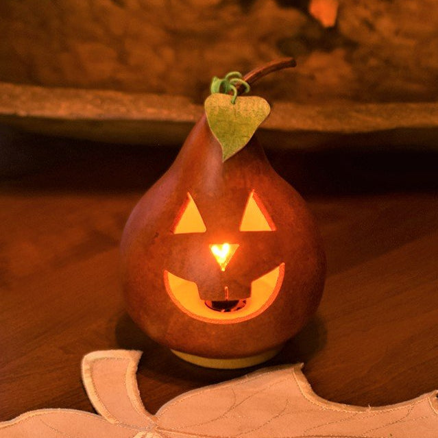 Traditional Jack lit gourd  at Meadowbrooke Gourds