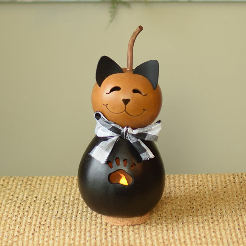 Cole the gourd cat at Meadowbrooke Gourds