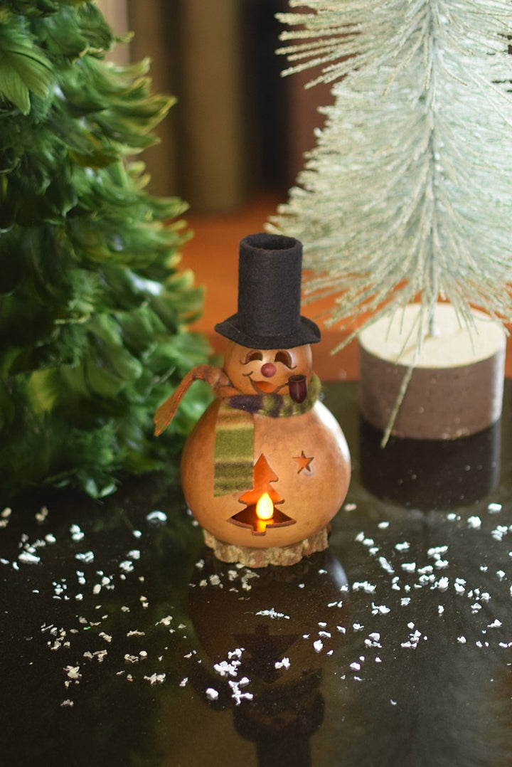 Miniature Flurry snowman gourd at Meadowbrooke Gourds