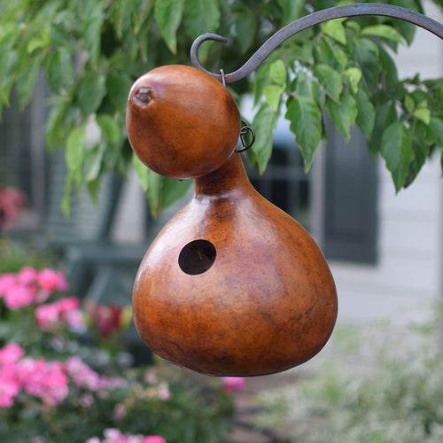 Gourd birdhouse