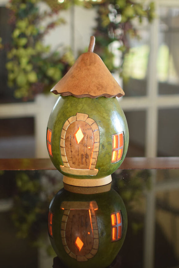 Yorkshire cottage lit gourd  at Meadowbrooke Gourds