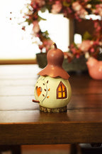 Valentine birdhouse gourd side view at Meadowbrooke Gourds